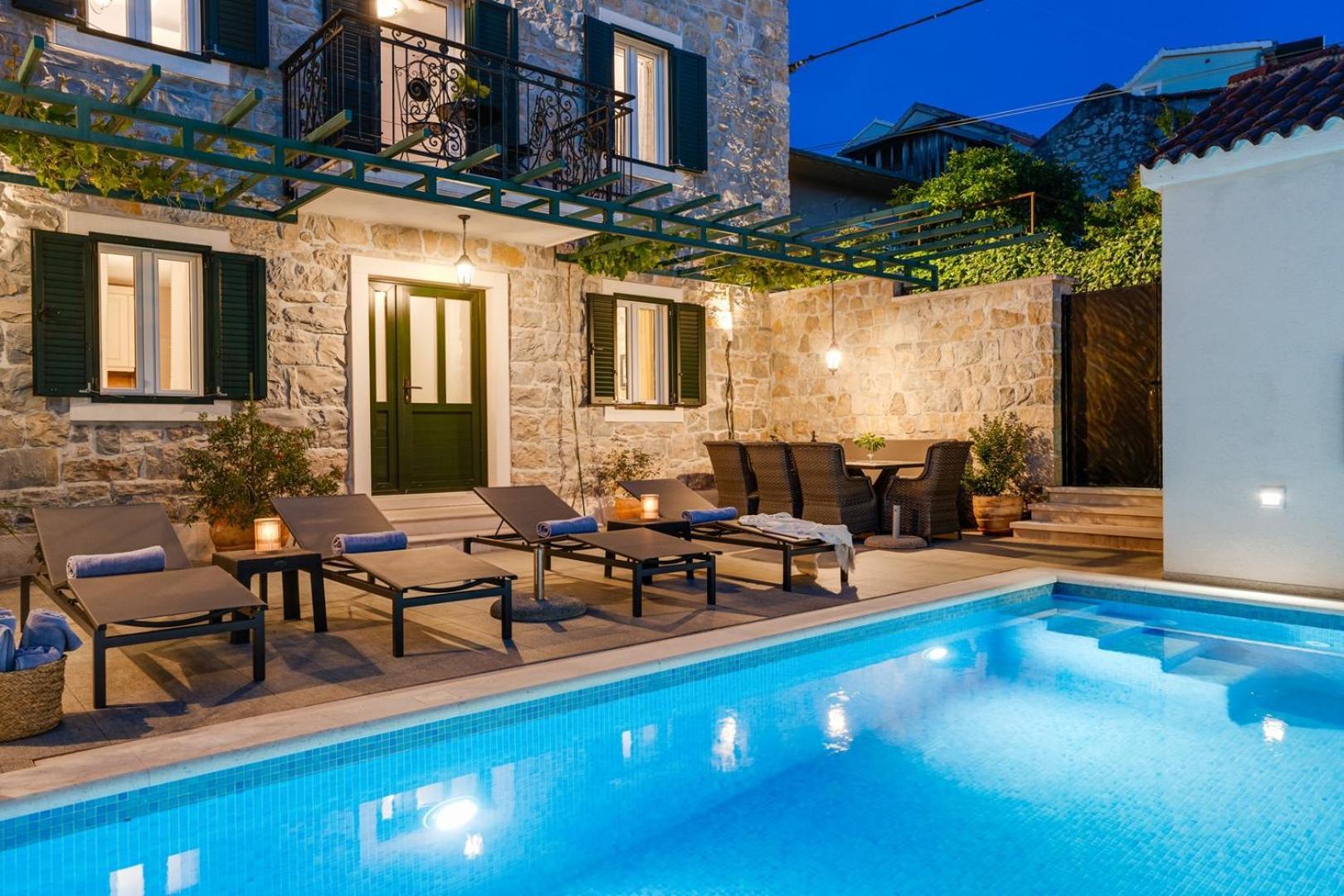 New Filipetti In Center, 4 En-suite Bedrooms Charming Stone House, Heated Private Pool, 600m From Villa *