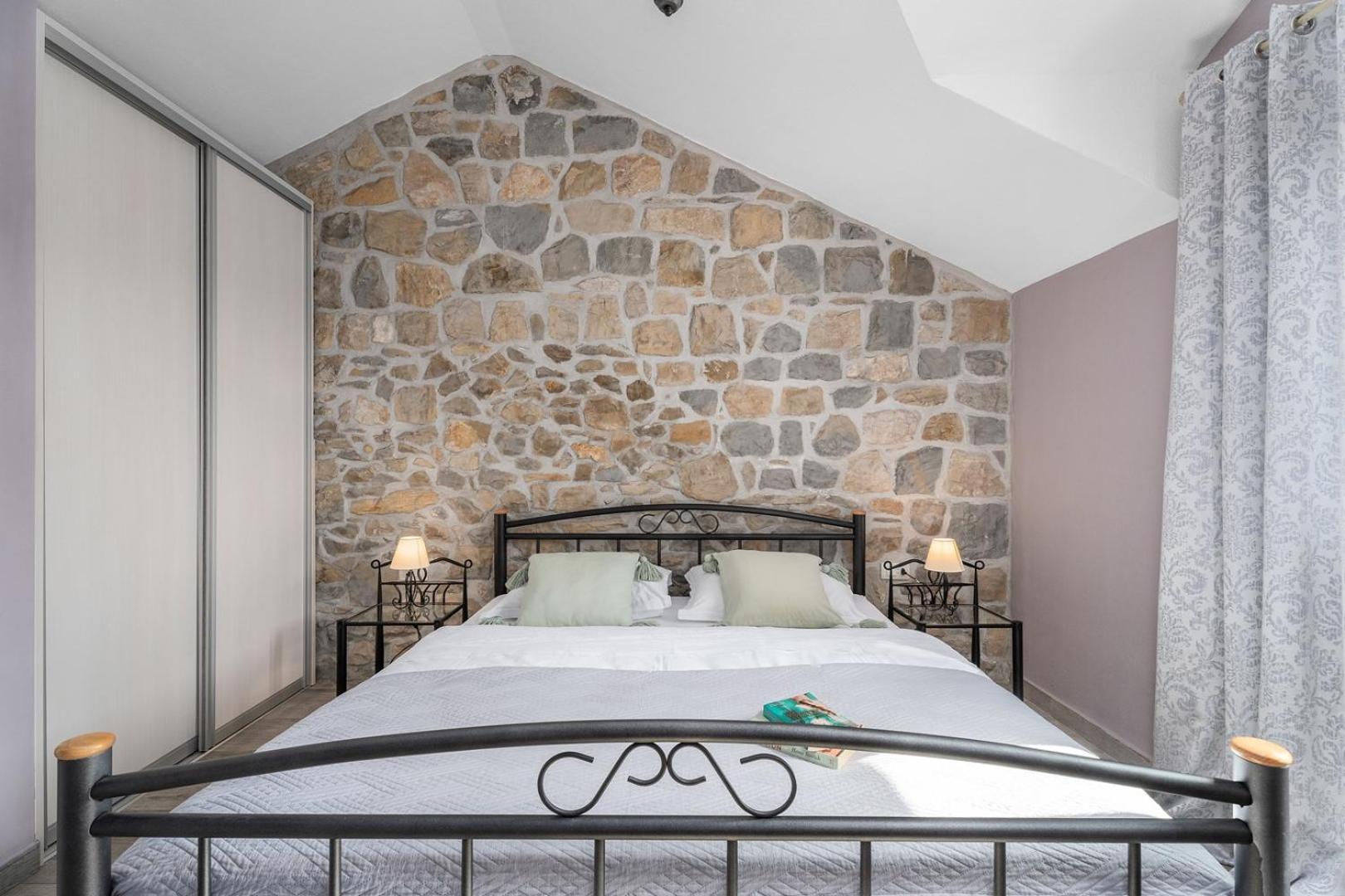 New Filipetti In Center, 4 En-suite Bedrooms Charming Stone House, Heated Private Pool, 600m From Villa Makarska