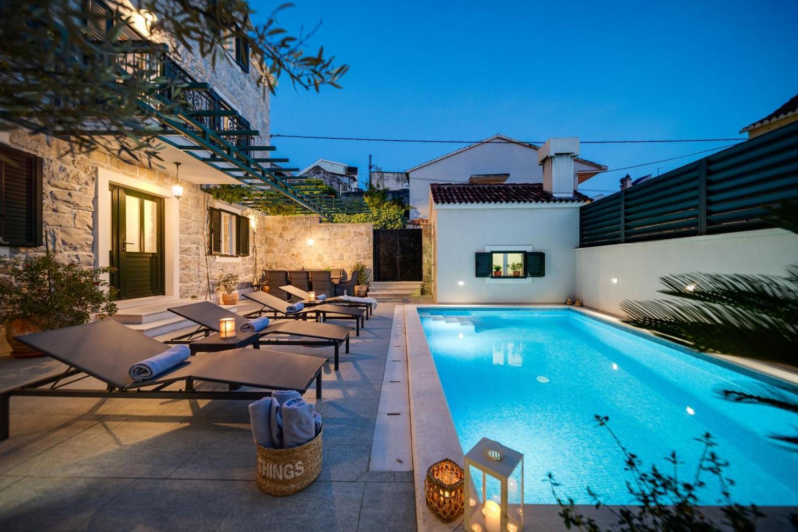 New Filipetti In Center, 4 En-suite Bedrooms Charming Stone House, Heated Private Pool, 600m From Villa