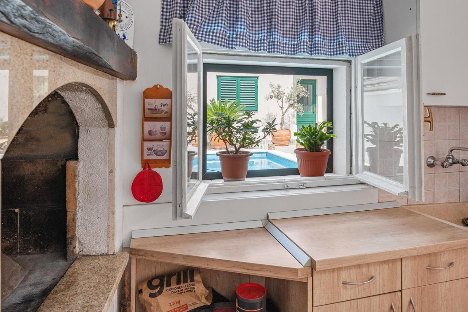 New Filipetti In Center, 4 En-suite Bedrooms Charming Stone House, Heated Private Pool, 600m From Villa